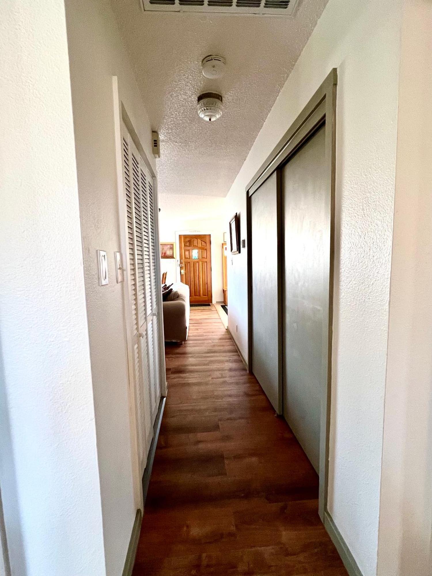 Downtown Historic East-side Coyote House 2b 2ba *