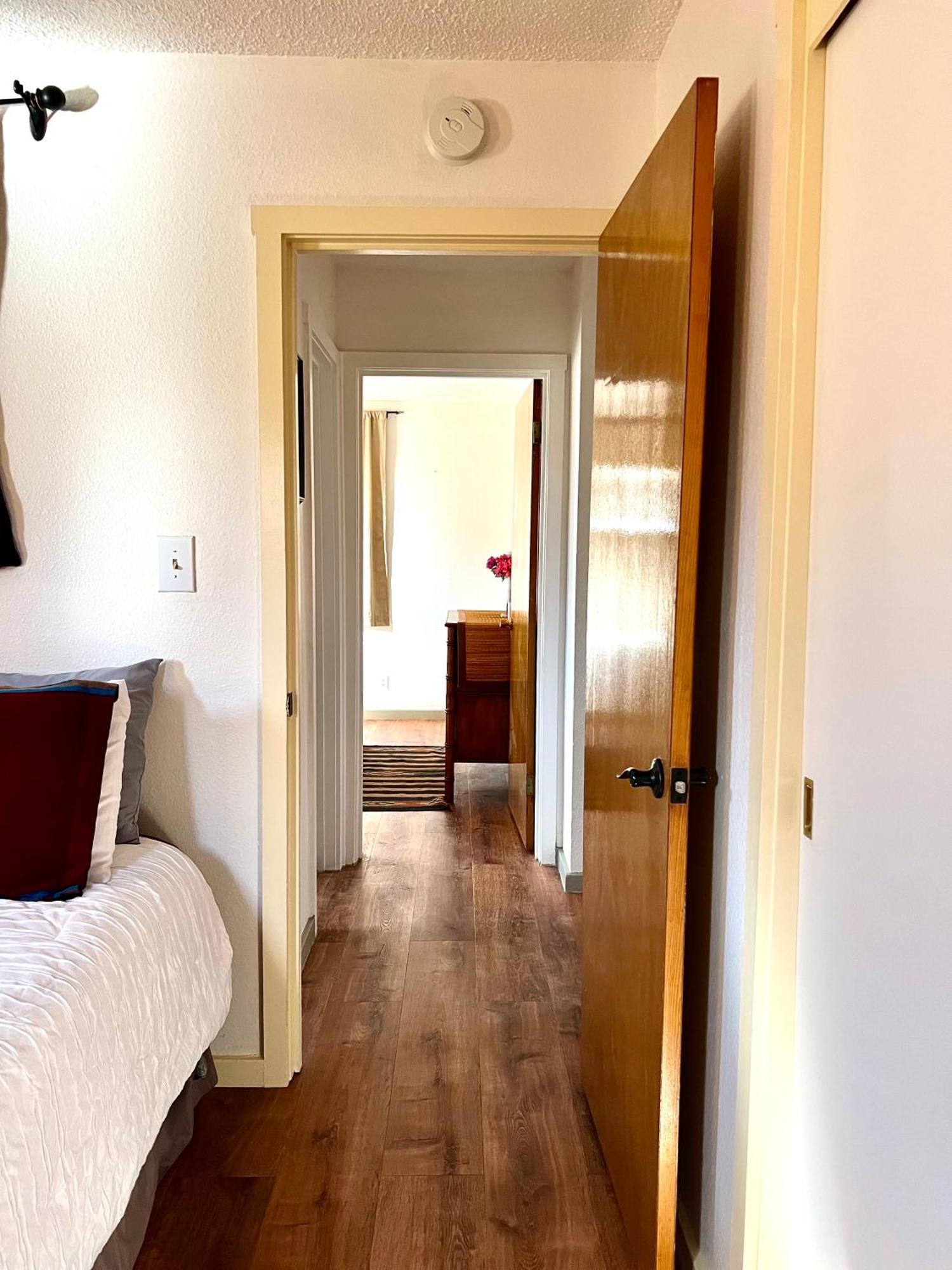 Hébergement de vacances Downtown Historic East-side Coyote House 2b 2ba