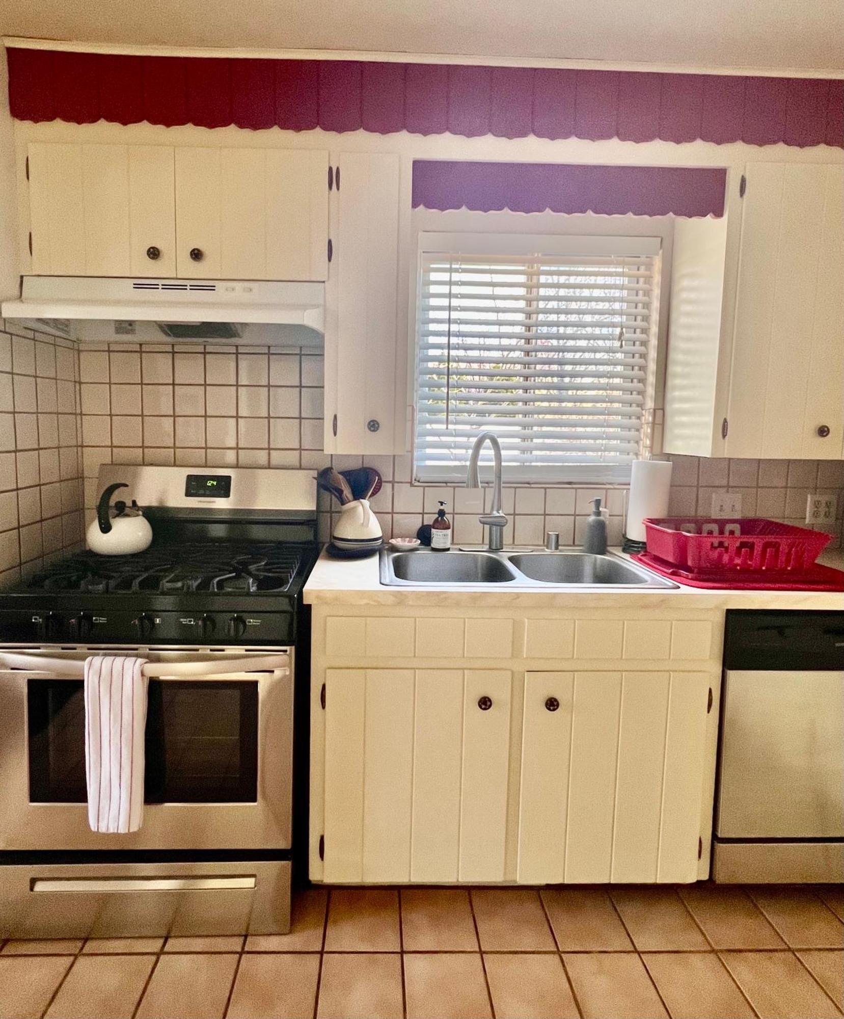 Downtown Historic East-side Coyote House 2b 2ba Hébergement de vacances